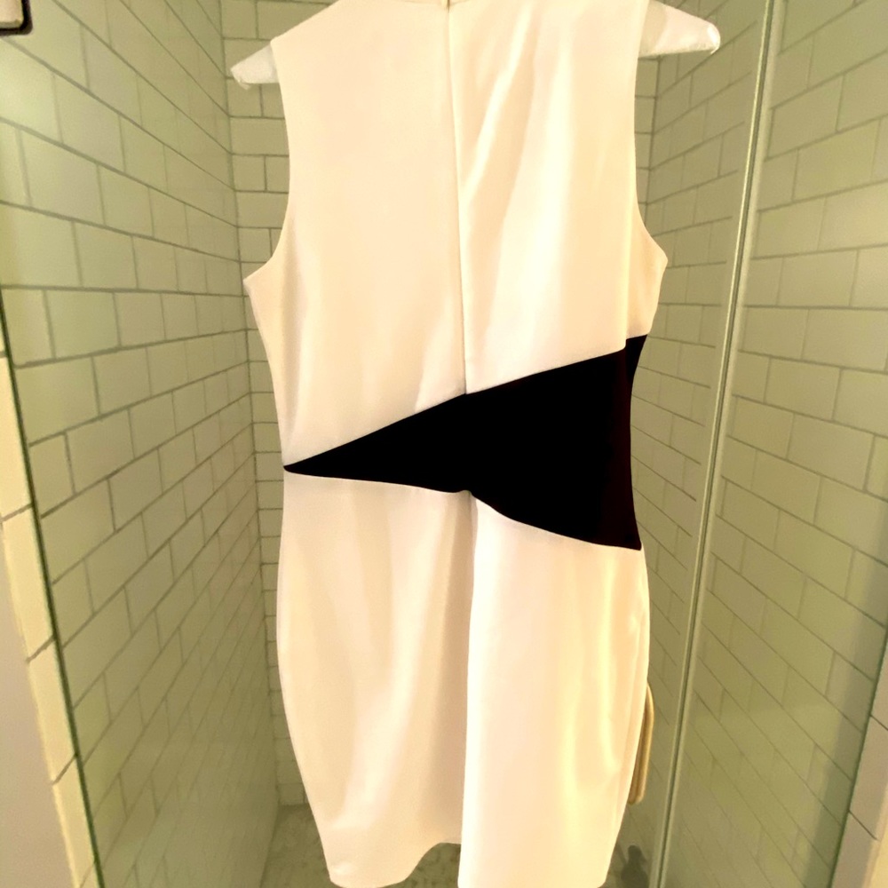 Neiman Marcus white/black contrast dress